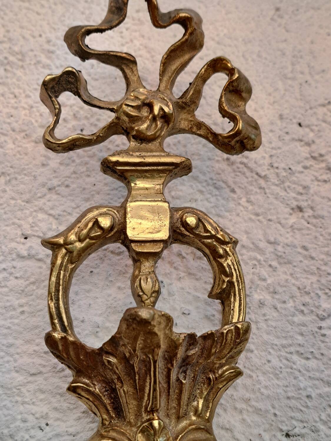 Gilded bronze wall lamp