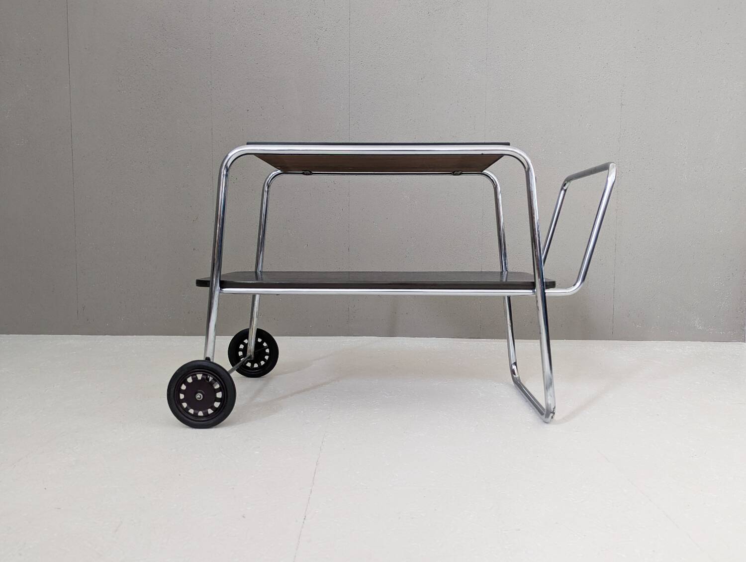 Bauhaus Tubular Steel Serving Cart by Robert Slezák, 1930s
