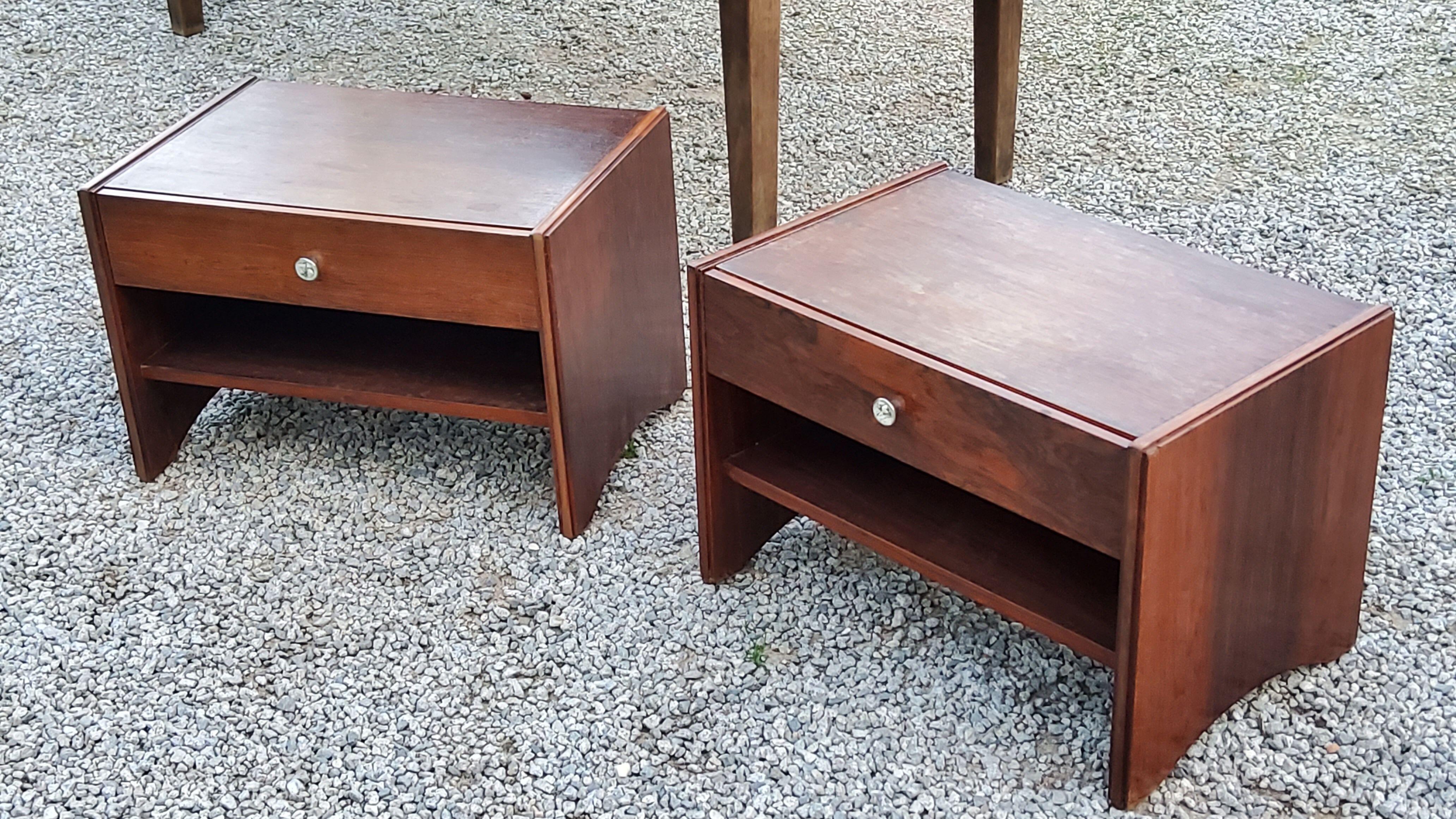 Pair of modernist art deco rosewood bedside tables from the 30s