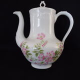 Pouring coffee pot, made of Limoges porcelain, Goumot Labesse (A565)