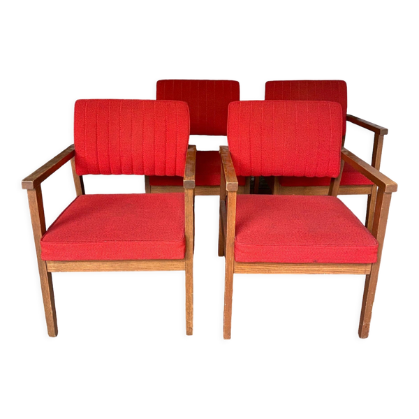 Ensemble de 4 fauteuils rouges années 70 Ensemble de 4 fauteuils rouges années 70