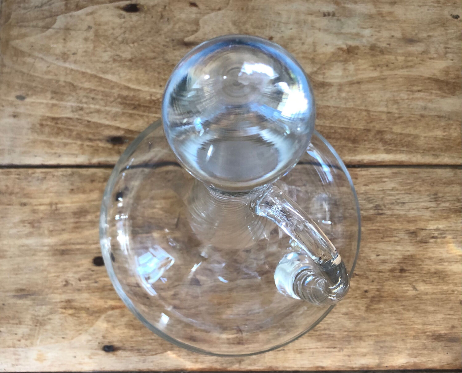 Crystal wine decanter