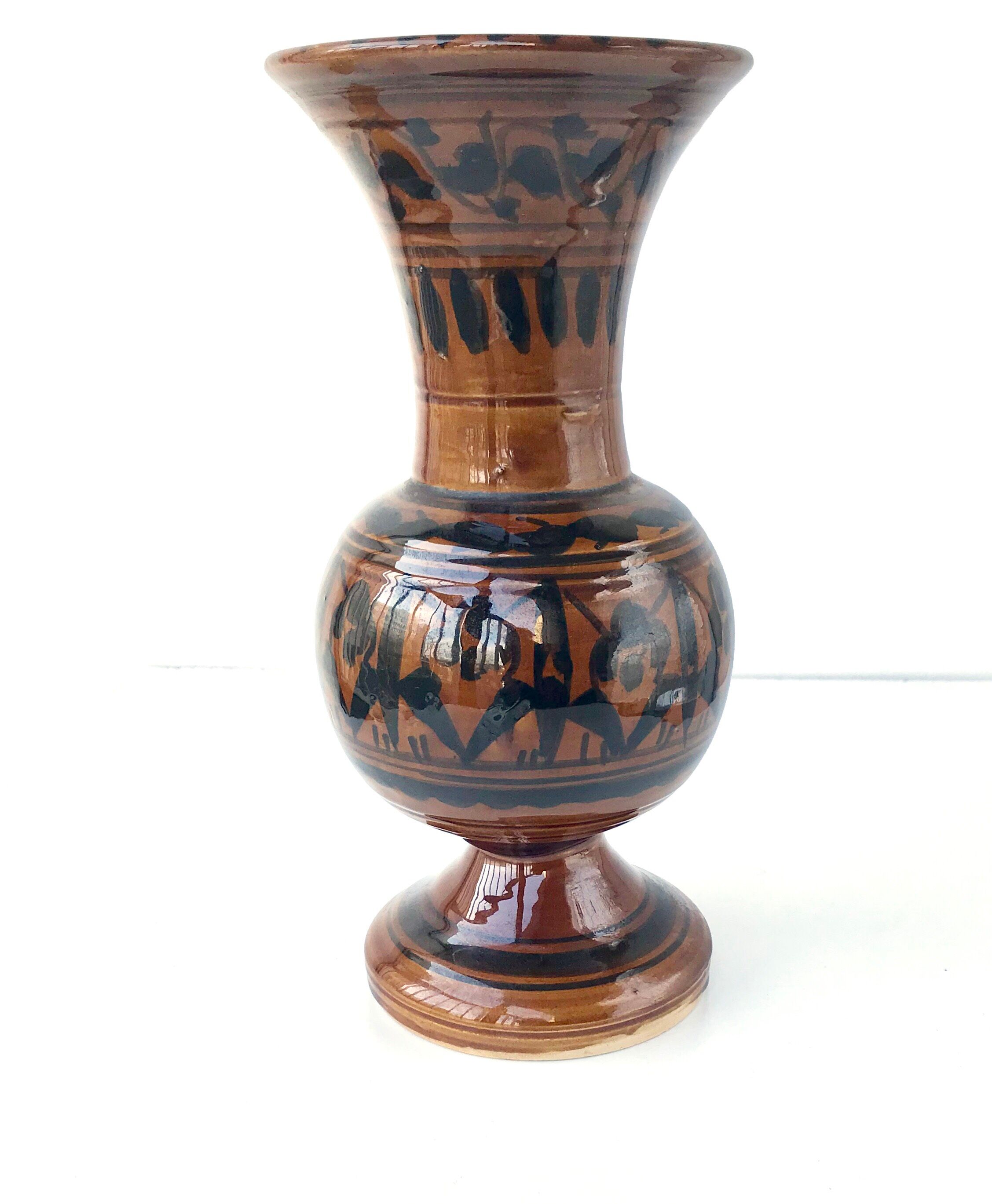 Old Kabyle vase