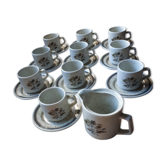 Service of 10 sologne porcelain coffee cups