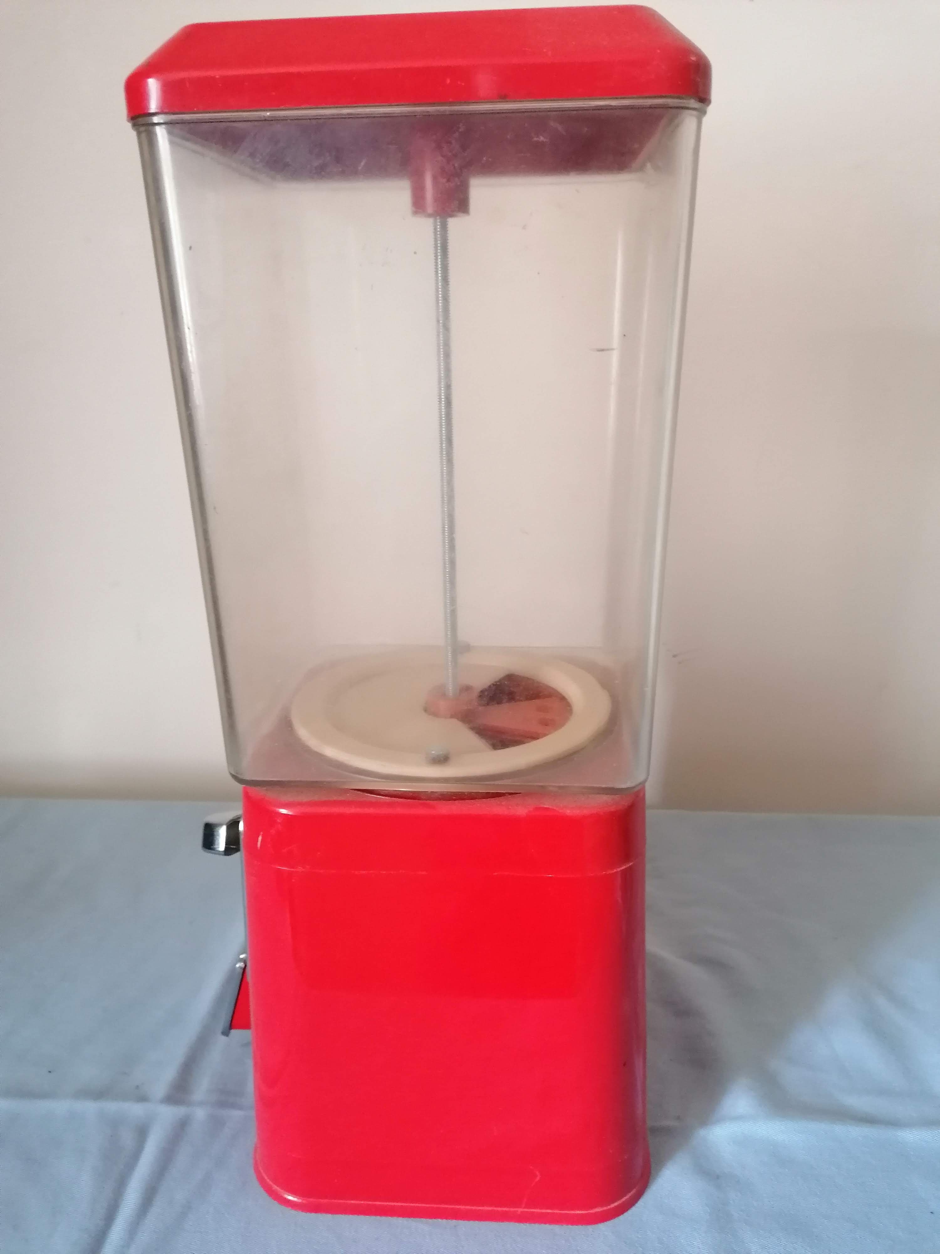 Peanut dispenser