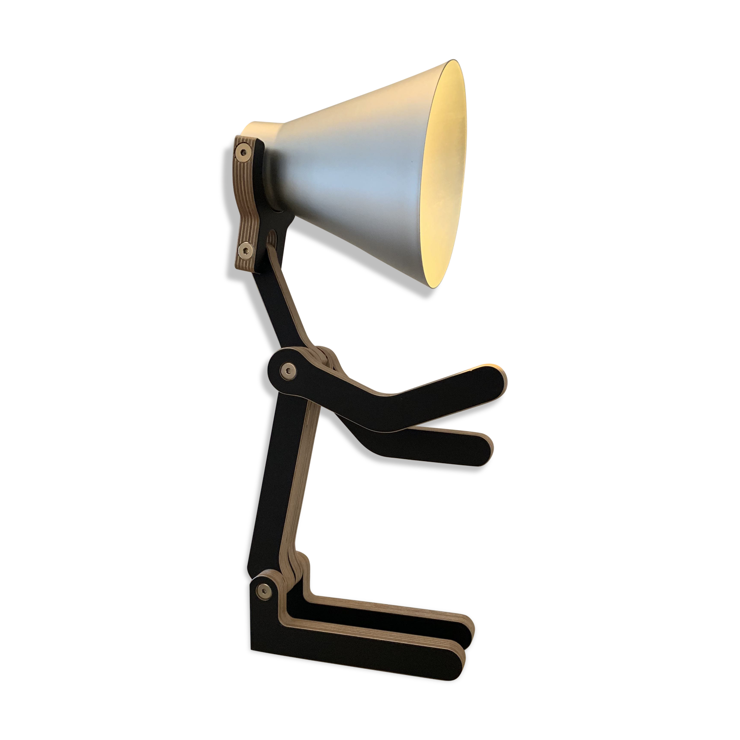 "Chien WAaf" lamp by designer Pierre STADELMANN