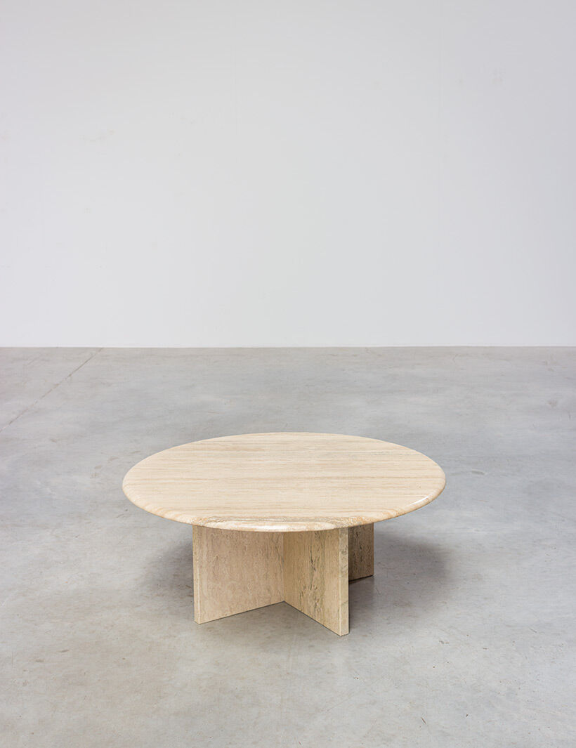Modernist Round coffee Table in Travertine, 1970s
