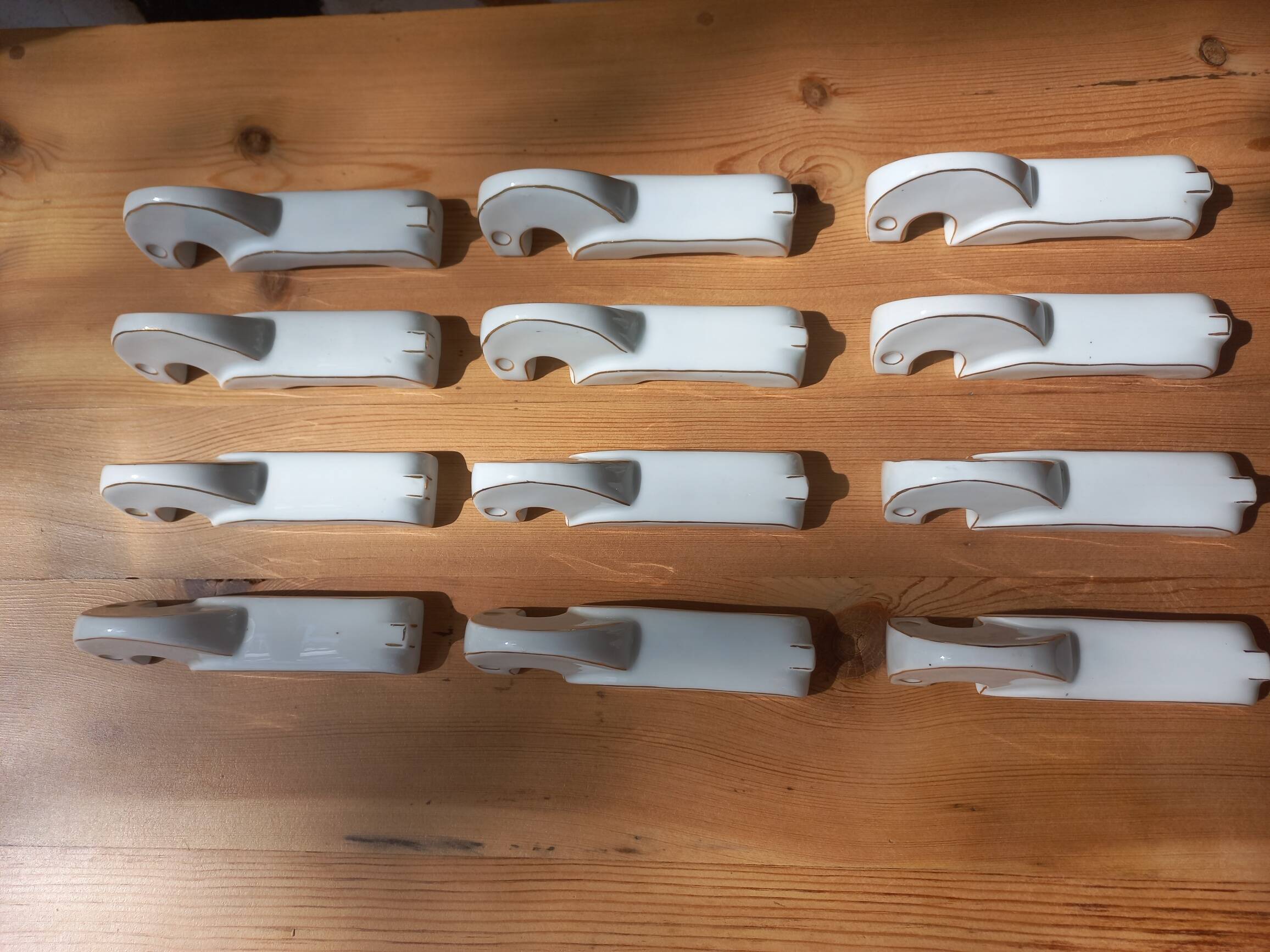 12 designer knife holders