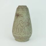 Vase en céramique u-keramik du début des années 1960, modèle no. 137/30 décor éléphants et palmiers
