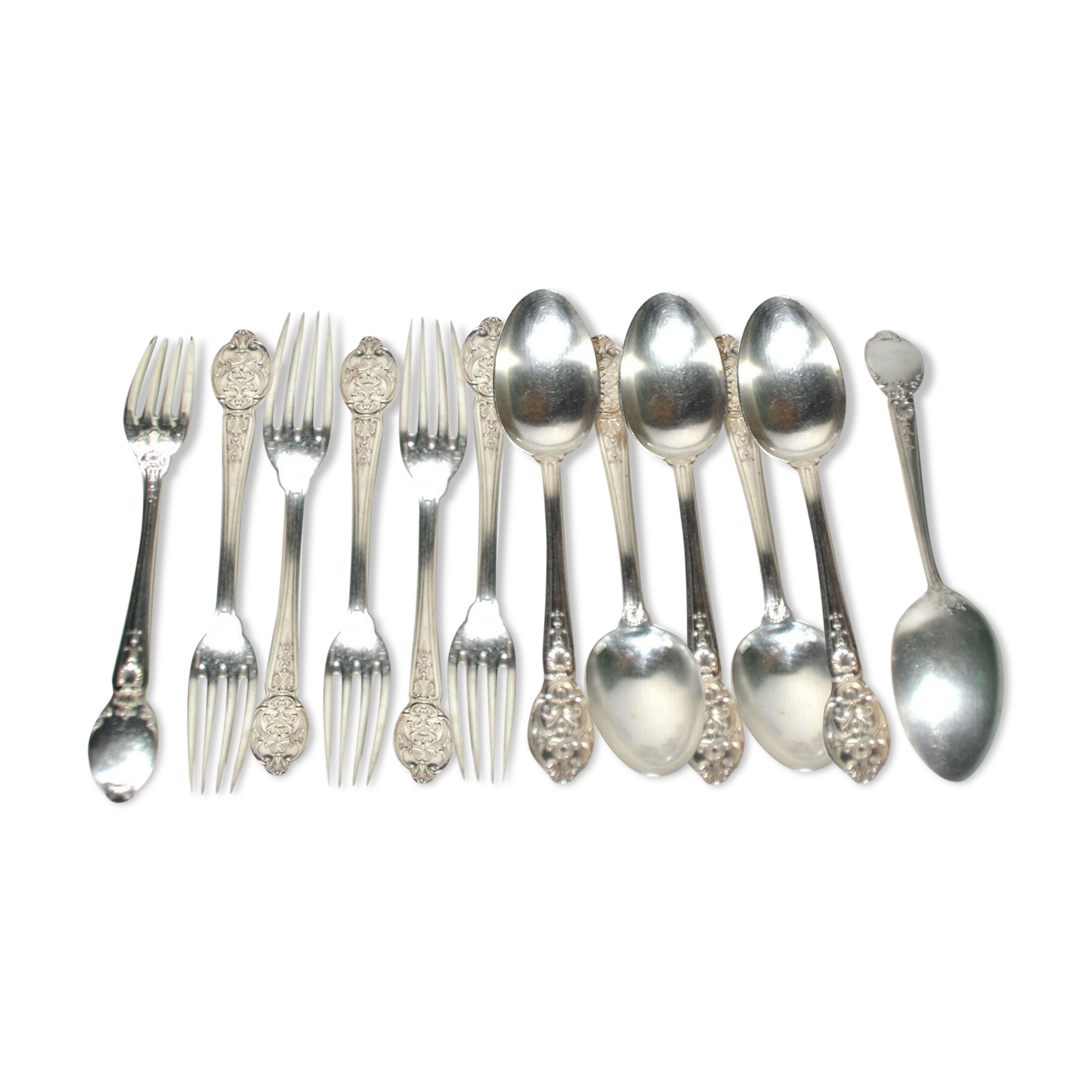 Table cutlery 19th regency style by Christofle