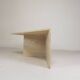 Table basse en travertin Mid-Century avec plateau triangulaire, années 1970