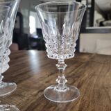 Lot de 5 verres à vin en cristal ciselé ancien