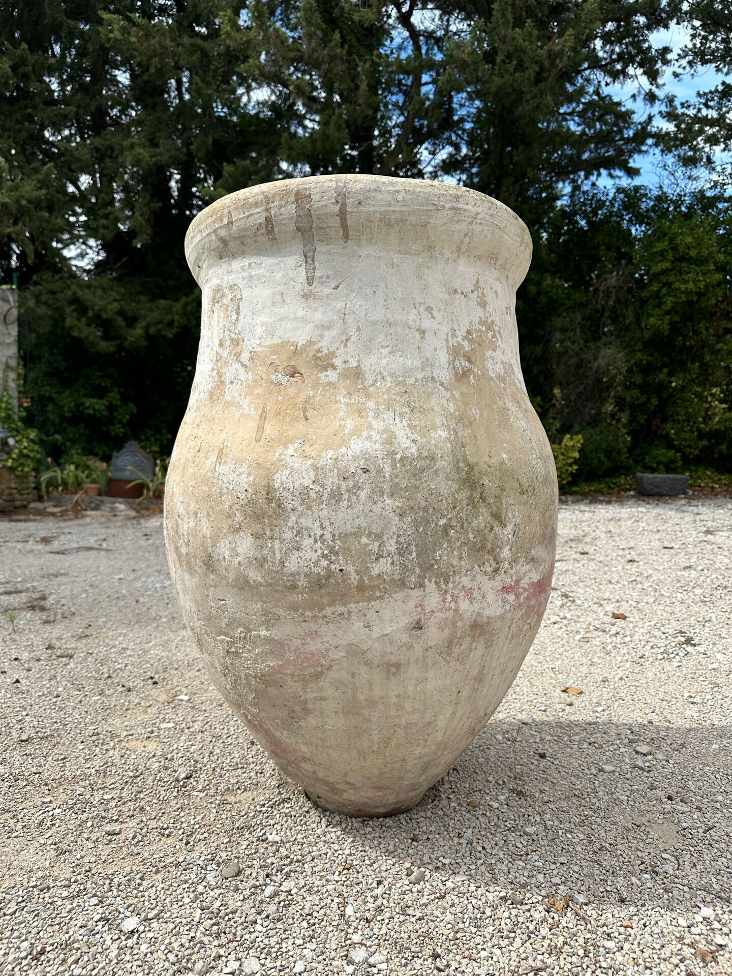 Ancient terracotta pottery jar
