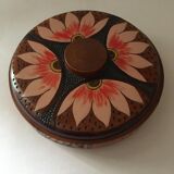 Bonbonniere in worked wooden floral painted patterns