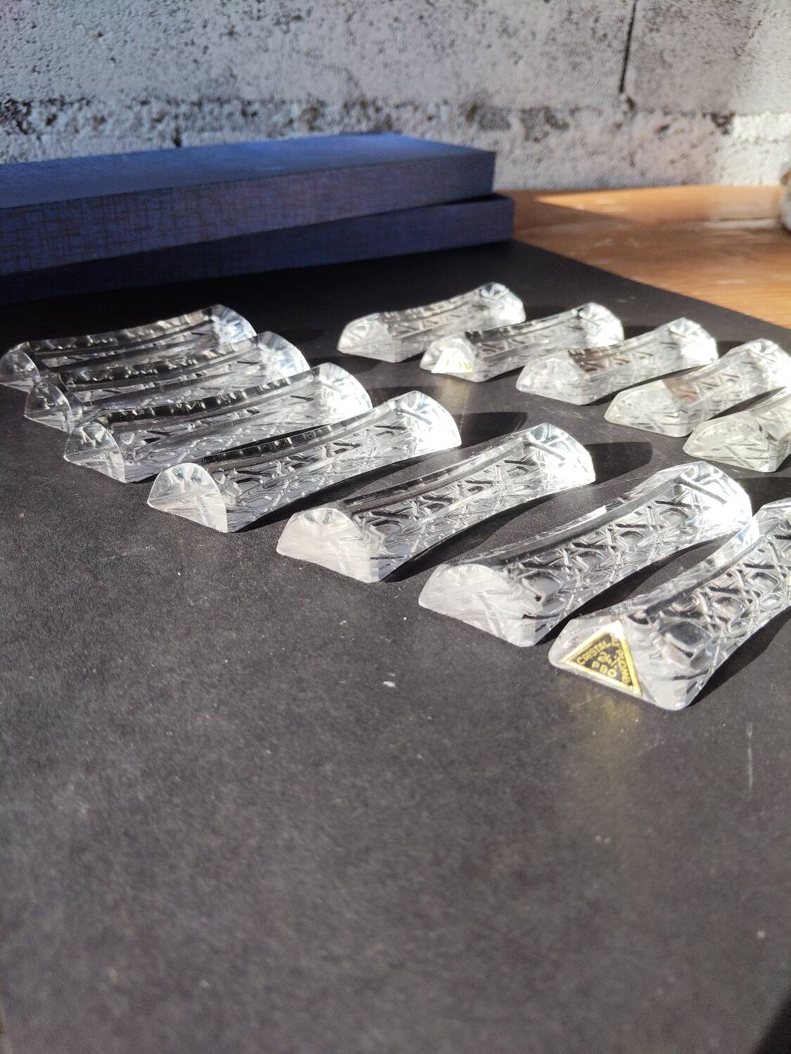 Set of 12 lead crystal knife rests