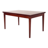 Table pliante conçue par Skovby design scandinave