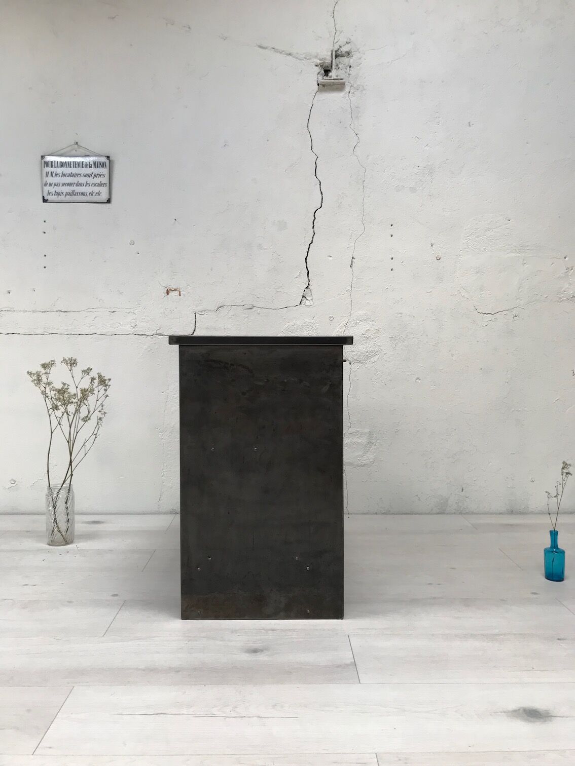 Industrial office Roneo in raw metal