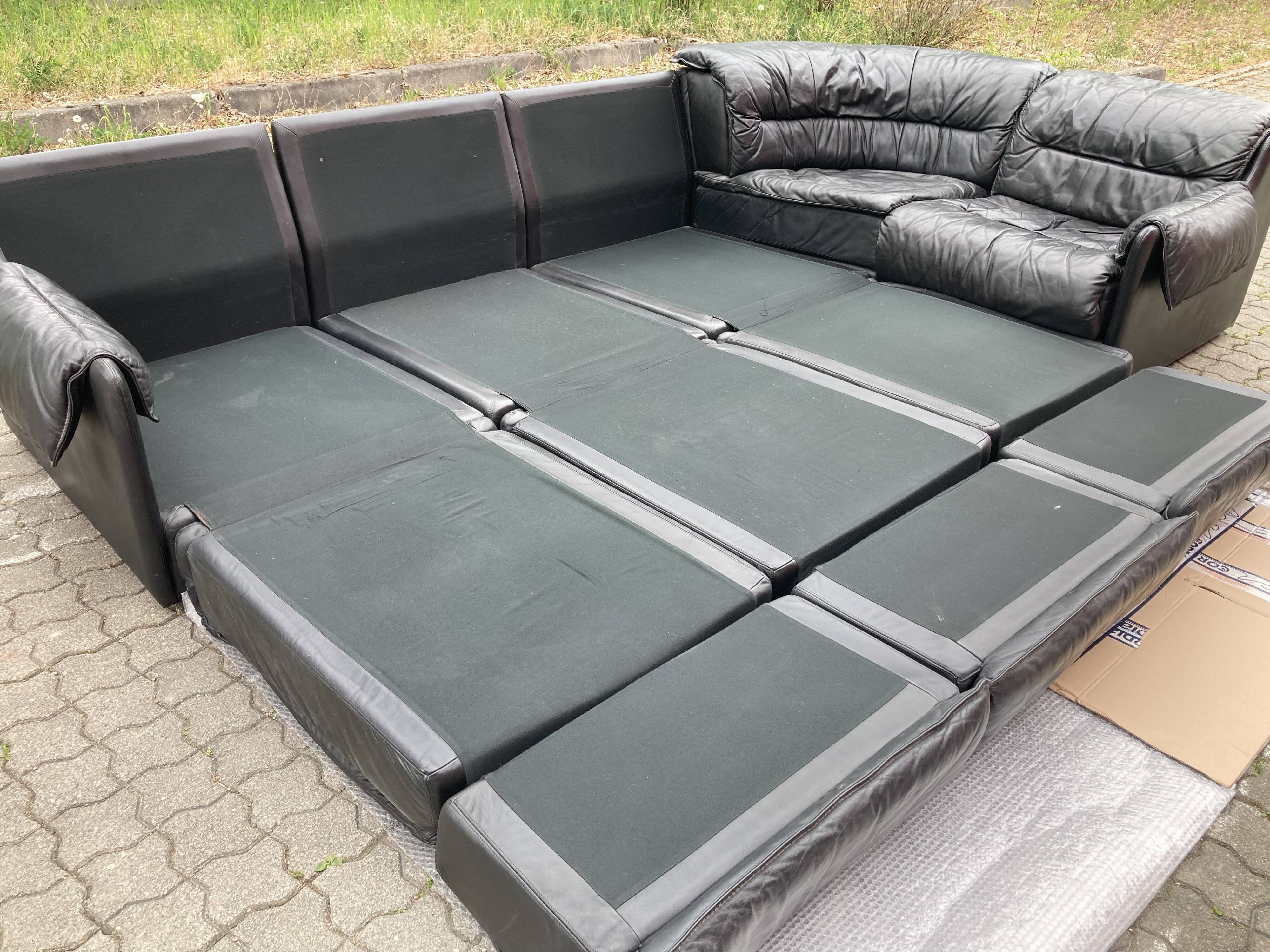 Dreipunkt International Modular Leather Sofa