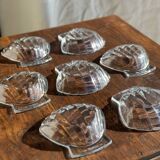 7 vintage shell-shaped bowls in Pyrex glass from France