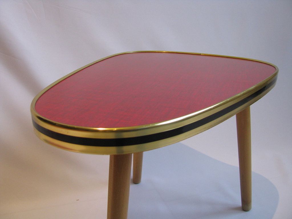 Table d'appoint trépied du milieu du siècle, années 1970