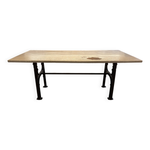 table à manger industrielle