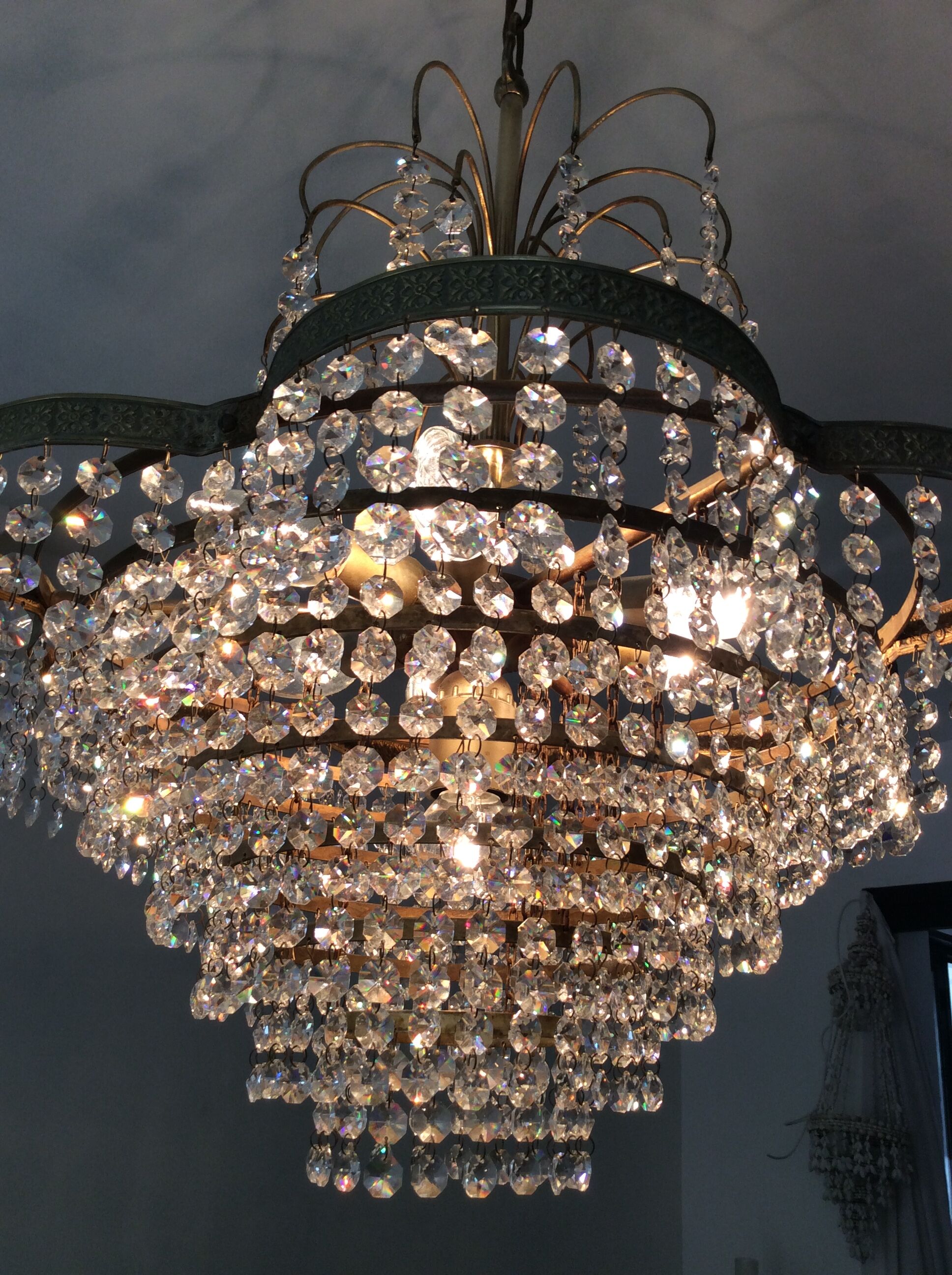 Crystal grapevine waterfall chandelier 60s-70s