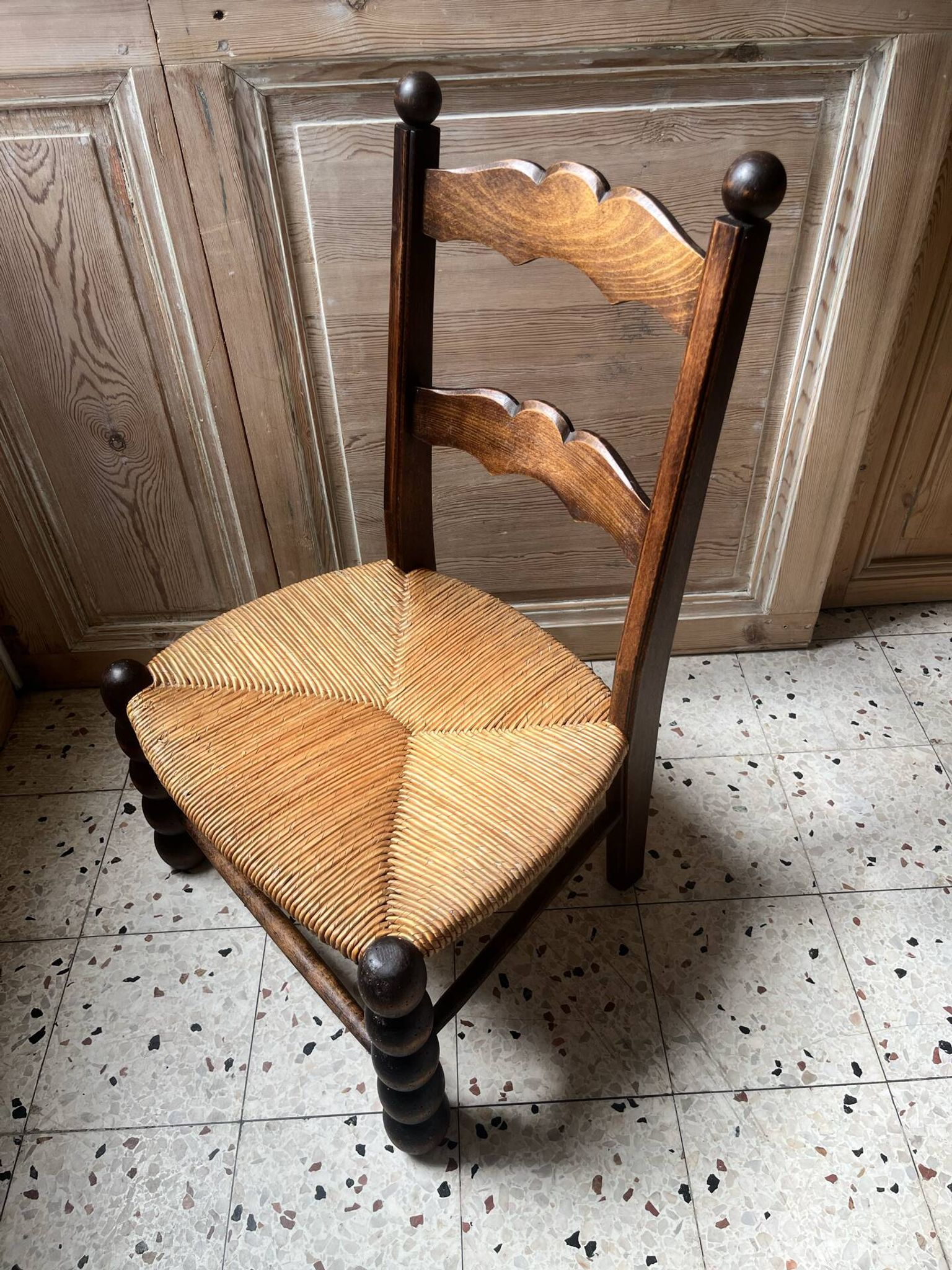 Chimney chair