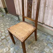 Vintage Art Deco chair in carved oak from the 1930s.