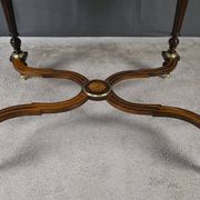Middle table in rosewood veneer, Napoléon III period – 2nd half of the 19th century.