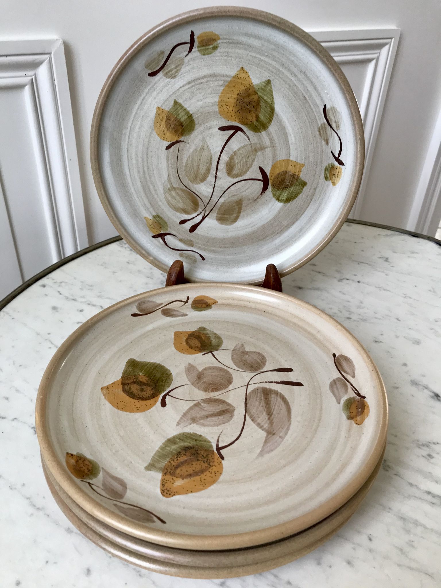 set of 4 sandstone dessert plates Niderviller Doria Ste Radegonde hand painted white years