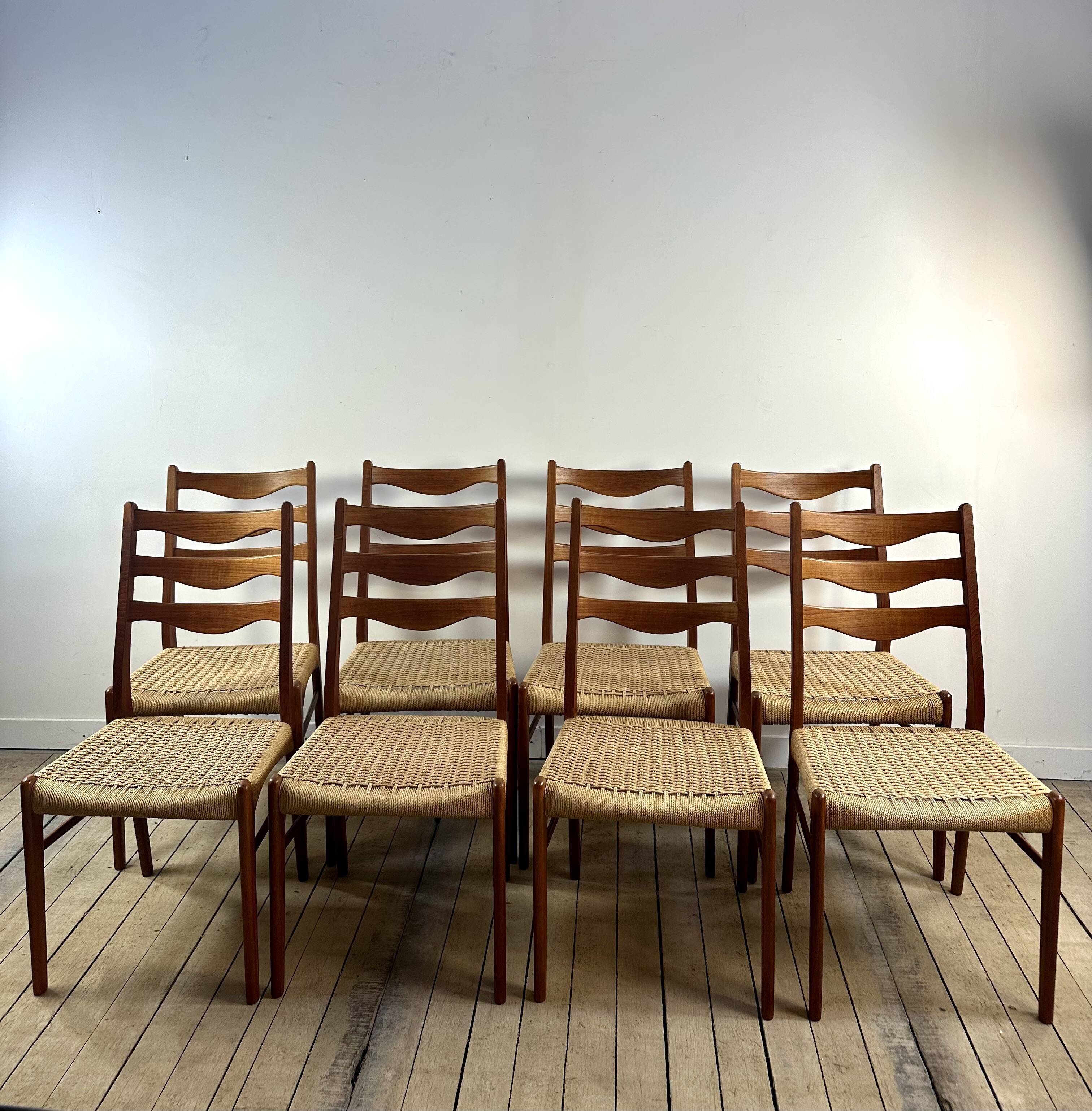 Danish vintage chairs (set of 8) by Arne Wahl Iversen 1960s