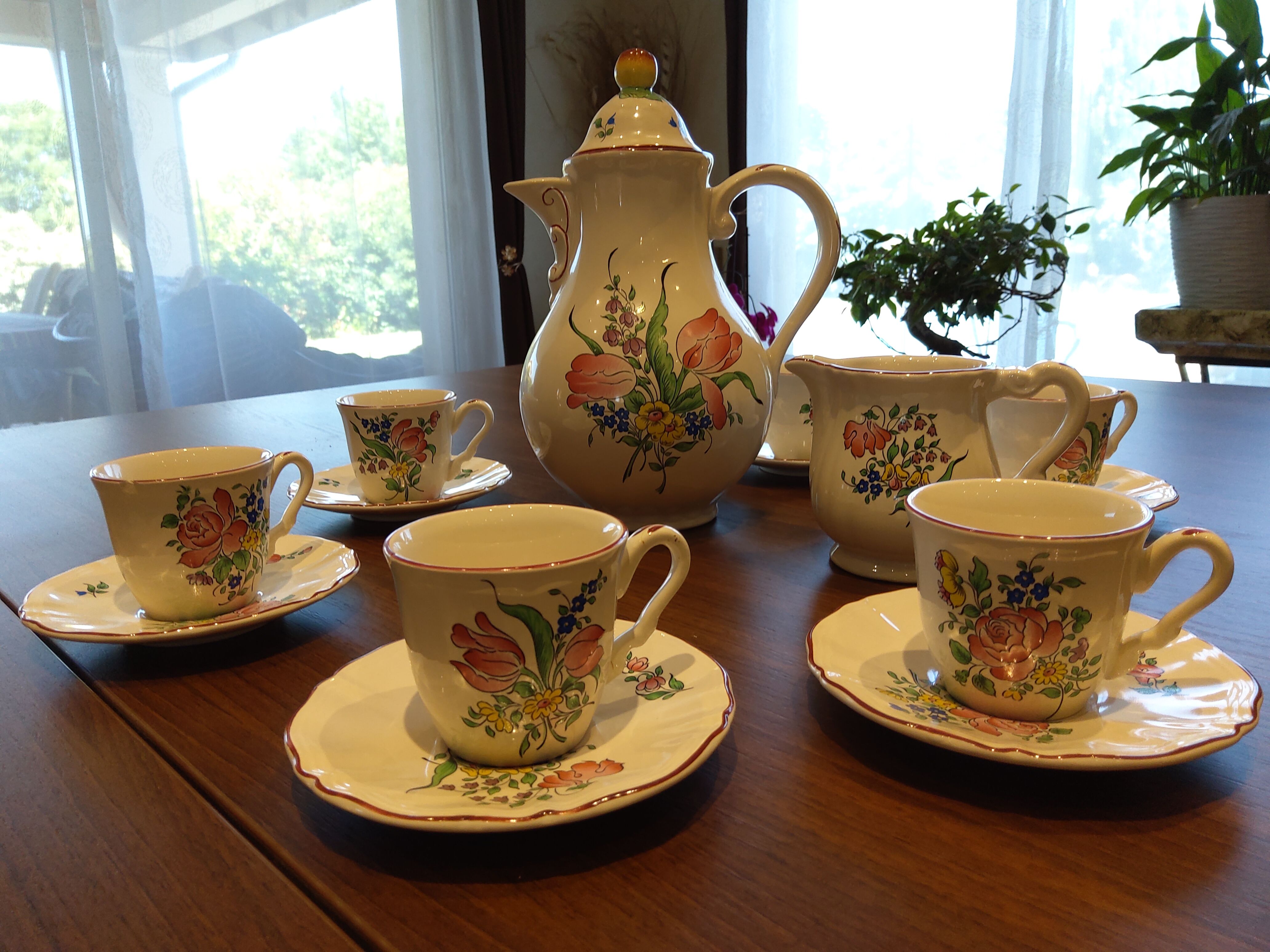 Lunéville dinnerware set