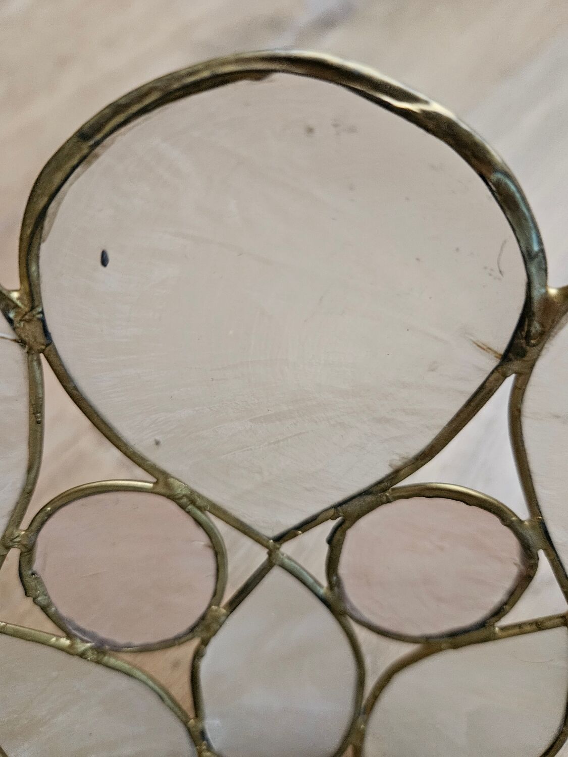 Mother-of-pearl pendant