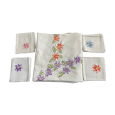 Cotton tablecloth and towels entirely handmade