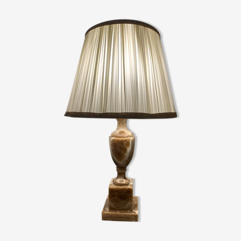 Lampe de table en marbre