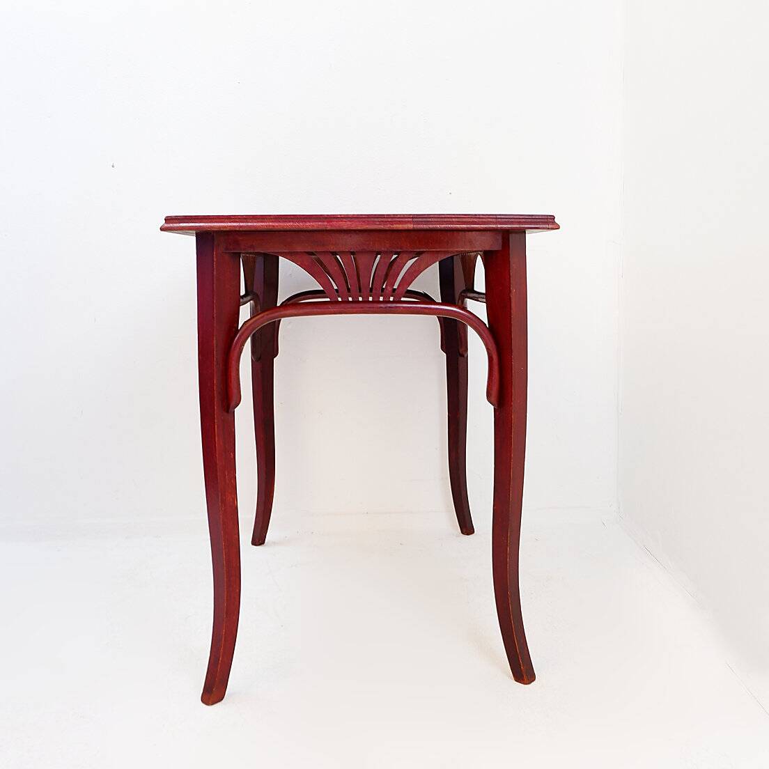 Art Nouveau table or desk by Gebrüder Thonet, 1910s