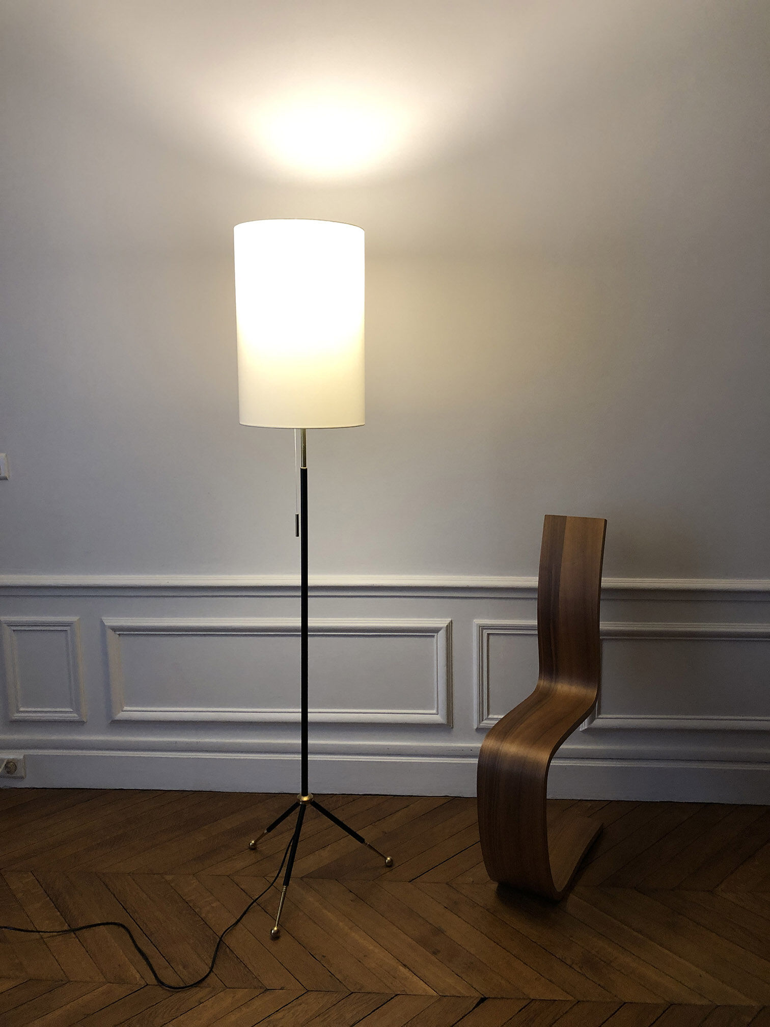 1960 tripod floor lamp with pull-pull