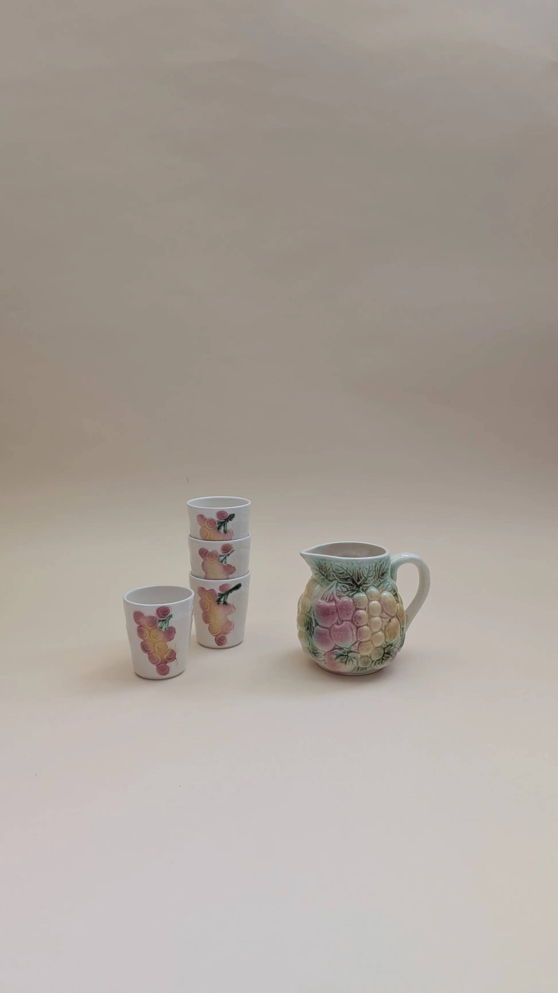 Pitcher and its 4 glasses