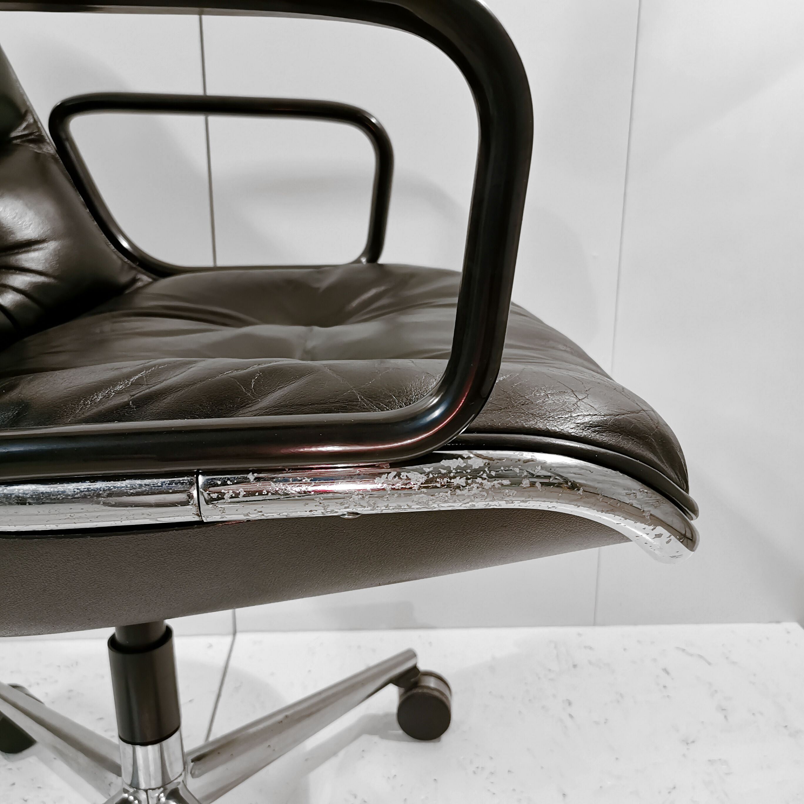 Charles Pollock's swivel armchair for Knoll, 1970