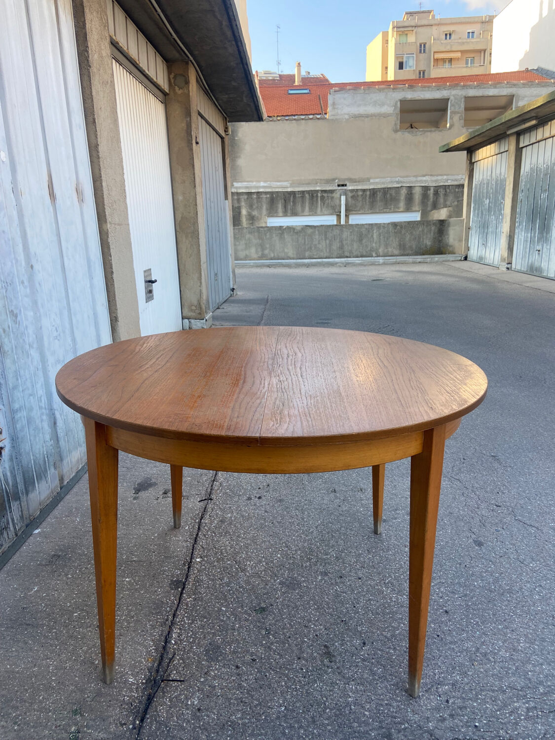 Scandinavian table 4/6 seats 70s