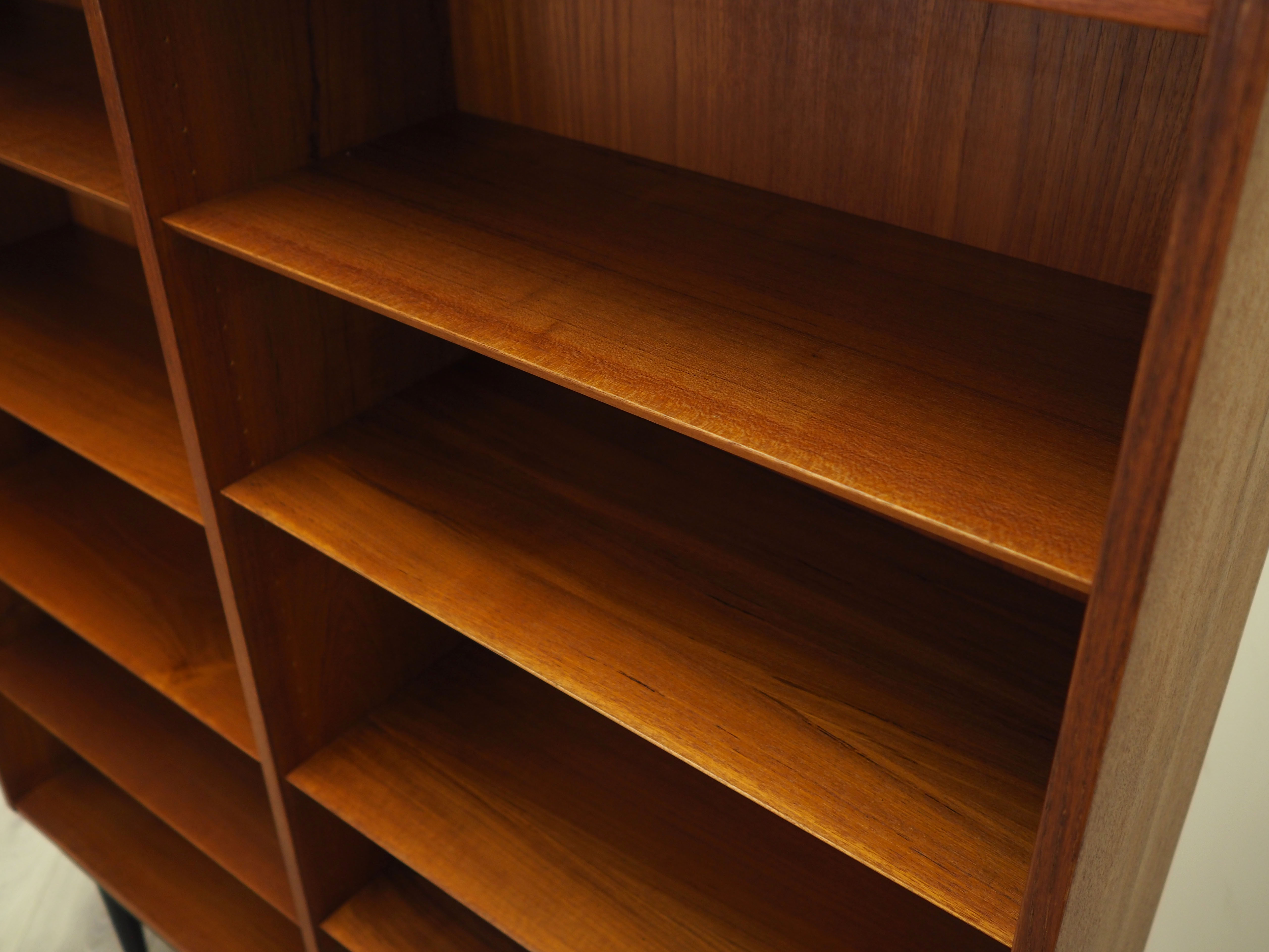 Teak bookcase danish design 1970s by Hundevad & Co