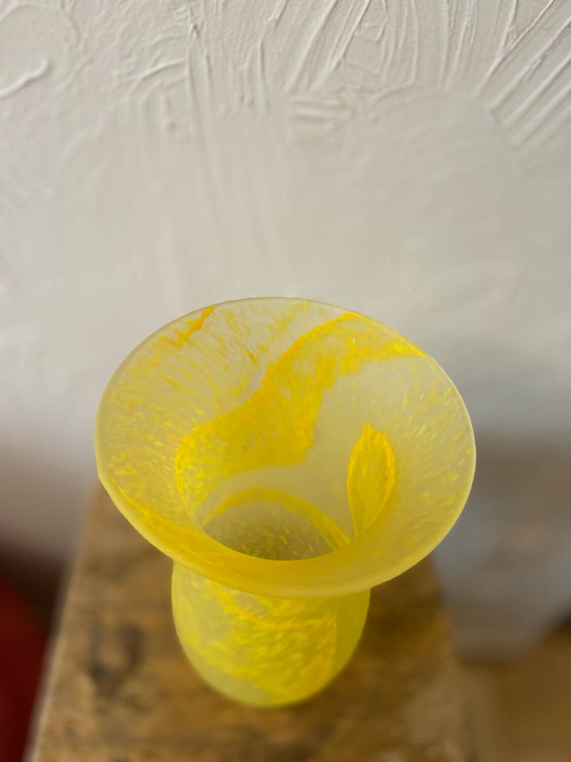 Yellow marbled glass paste vase – Art Nouveau style