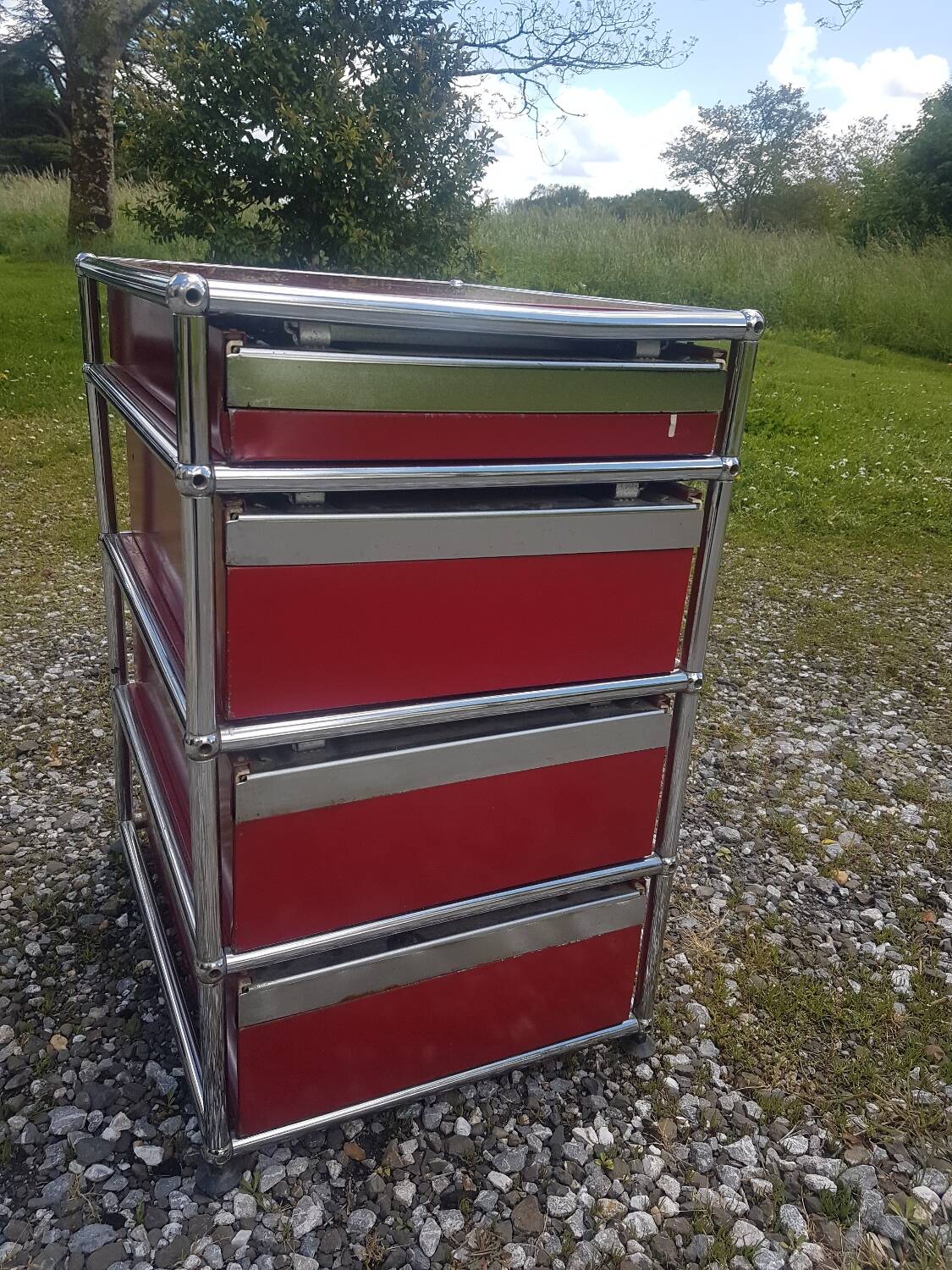 USM HALLER pedestal 4 drawers