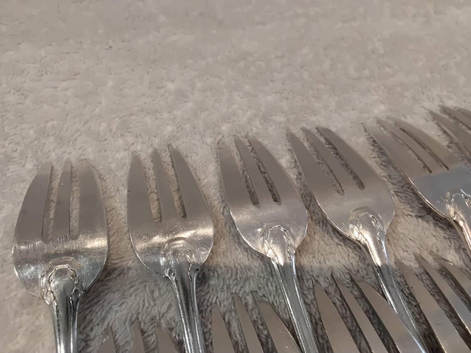 11 silver plated cake forks, goldsmith Orbrille Louis XVI