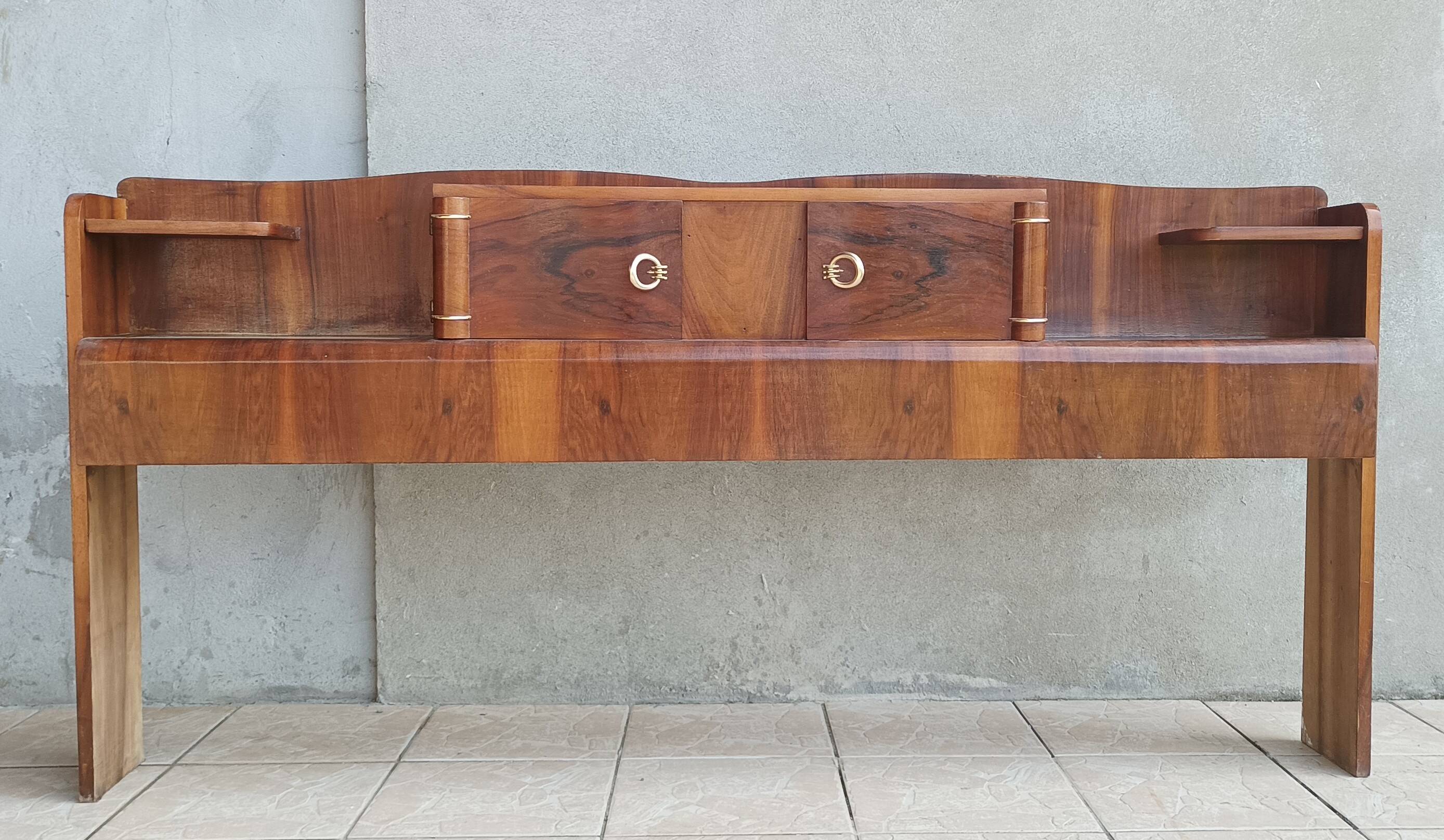 Cozy Art Deco headboard in burr walnut
