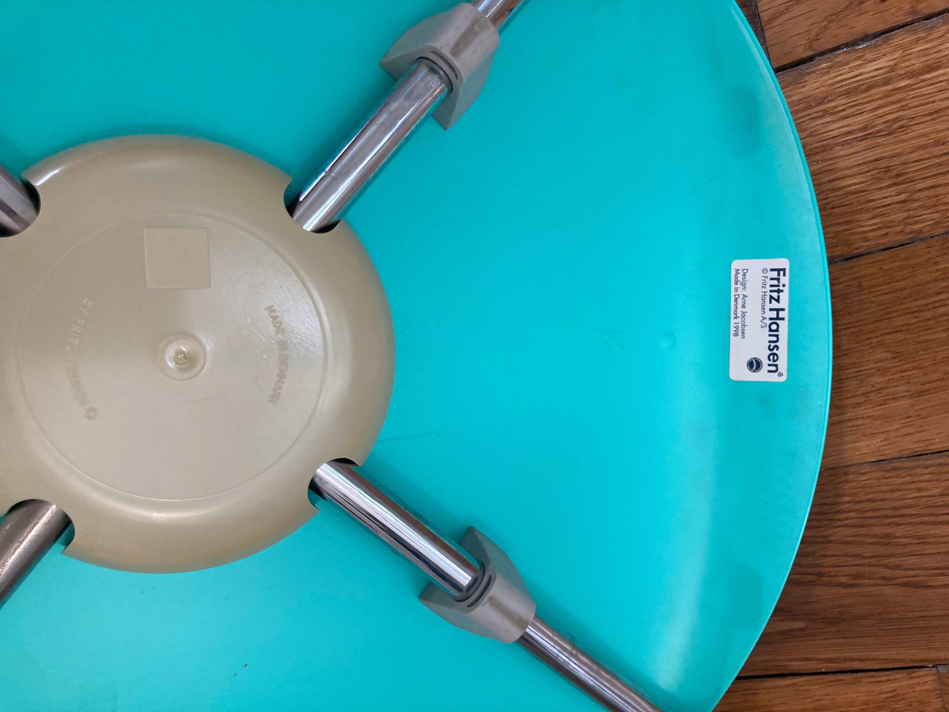 Chair Fritz Hansen / Arne Jacobsen series 7