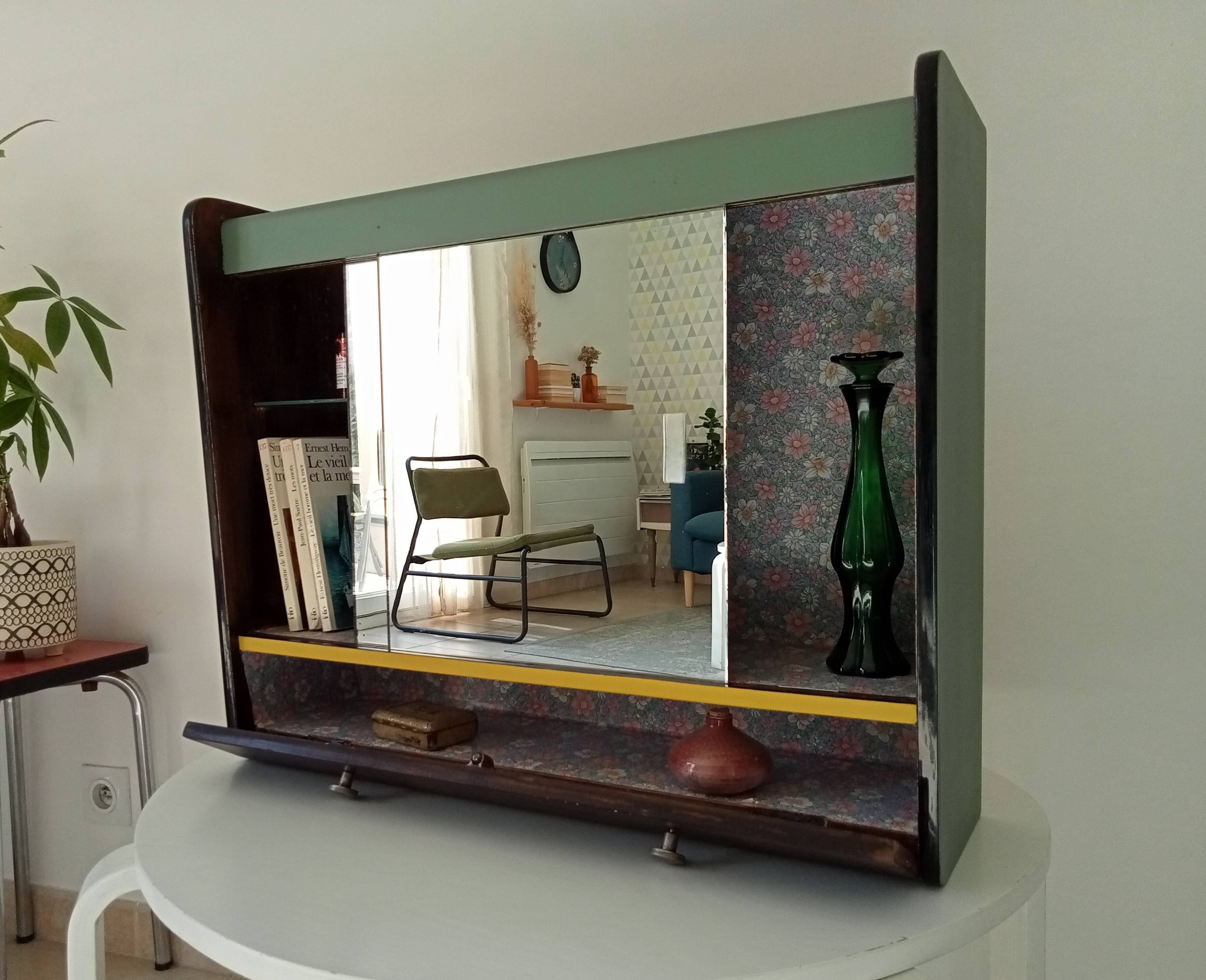 Vintage medicine cabinet 50s/60s