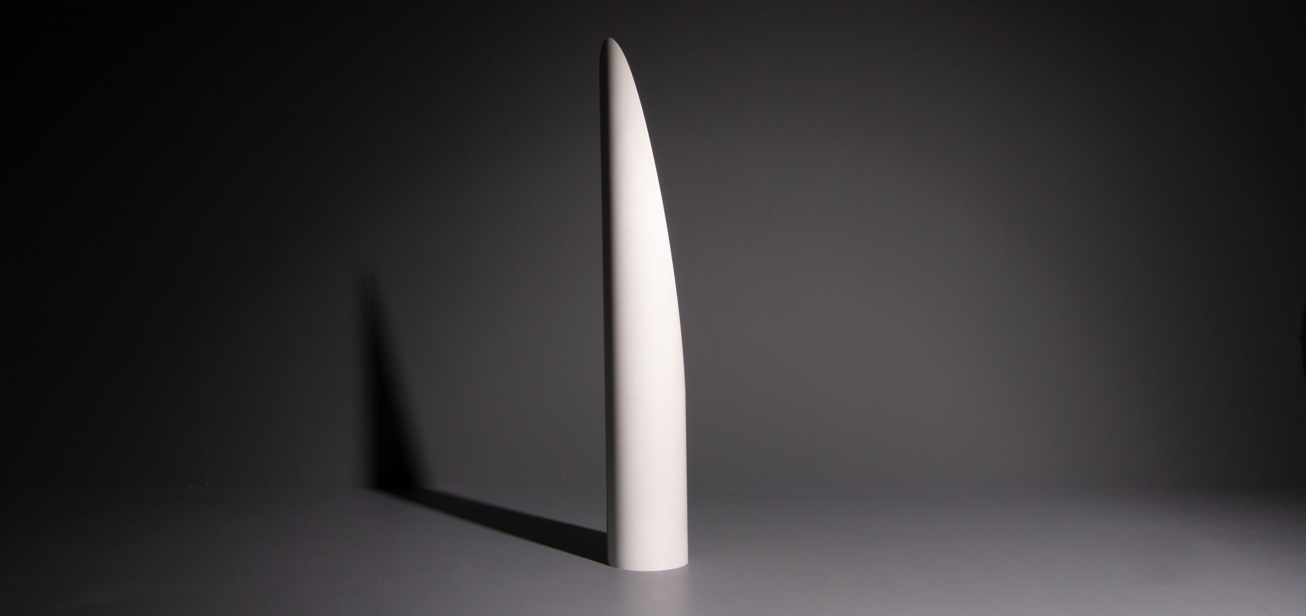 Unghia mirror designed by Rodolfo Bonetto in white 160x25cm