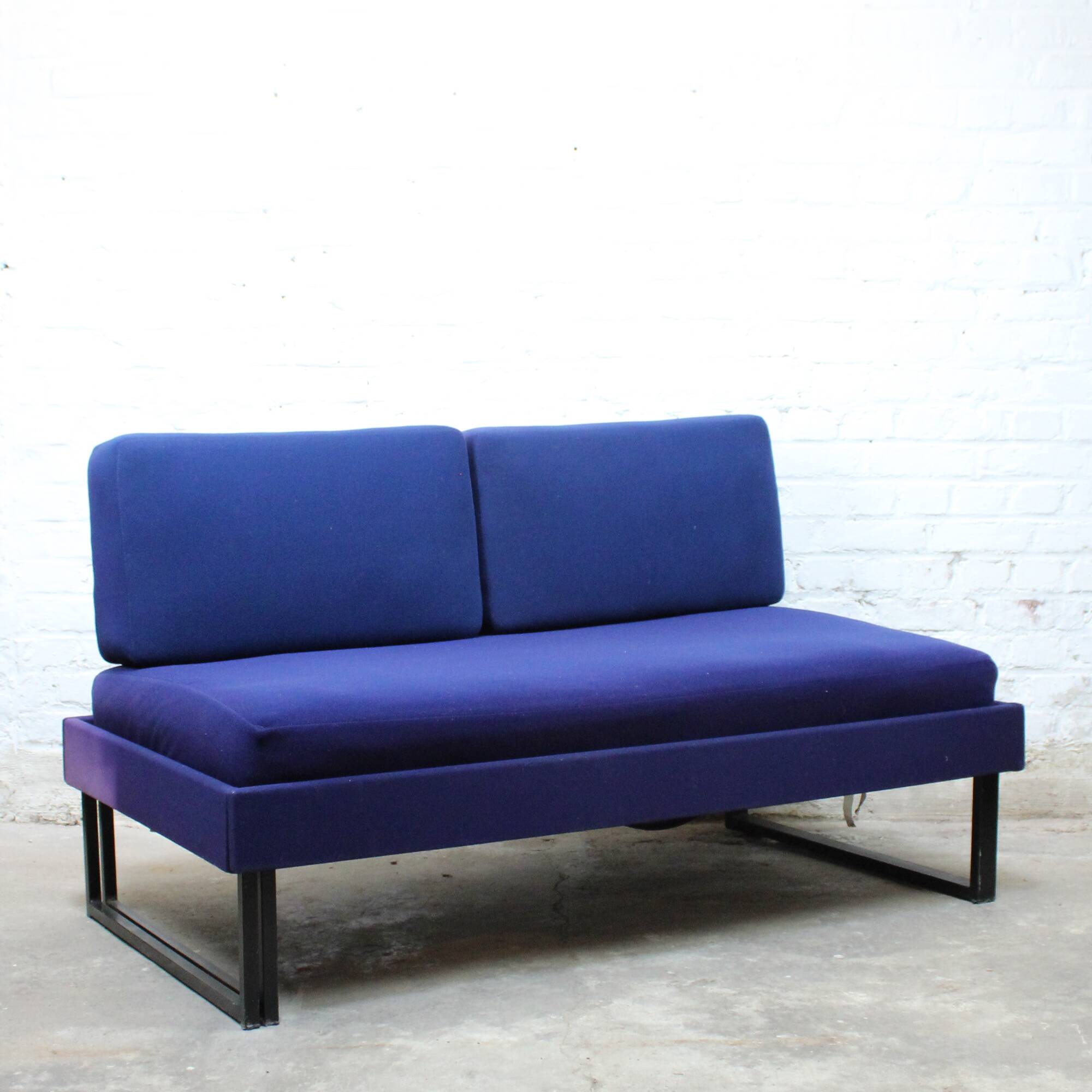 Single sofa bed model "62" by Pierre Guariche for Meurop 1960s