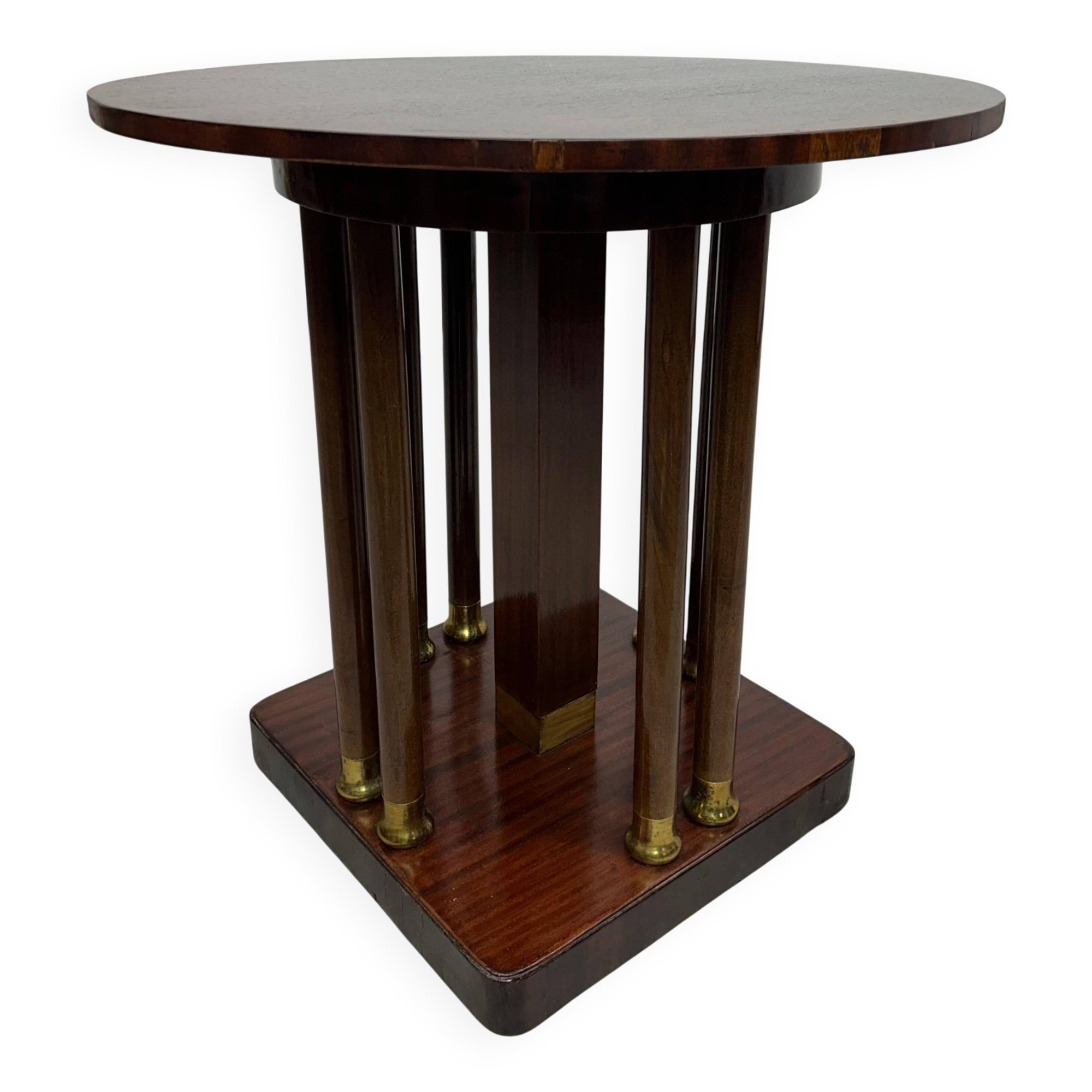 Jugendstil coffee table in mahogany